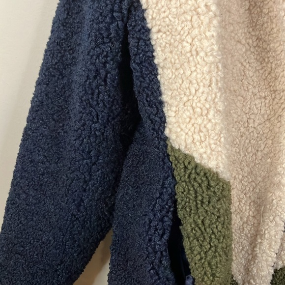 J Crew colorblock Sherpa coat - Picture 5 of 10